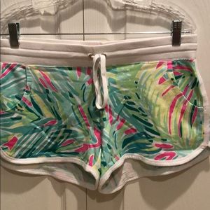 Lilly Pulitzer Shorts Medium